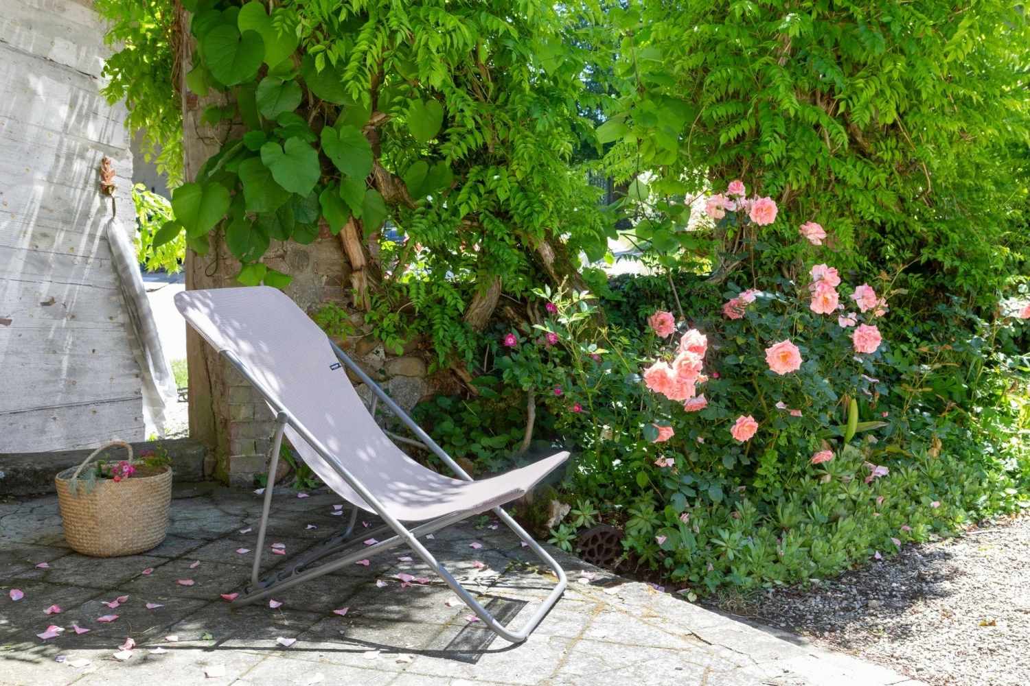 Lafuma MAXI TRANSAT Liegestuhl "Natura", Ohne Polster, Tilleul (light Green) 1 Lafuma MAXI TRANSAT Liegestuhl "Natura", Ohne Polster, Tilleul (light Green)